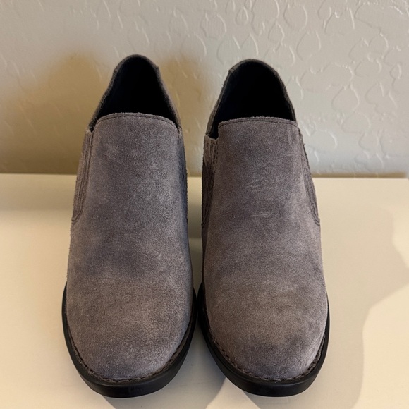 Born Women's Gray Suede Ankle Boots - Picture 2 of 6